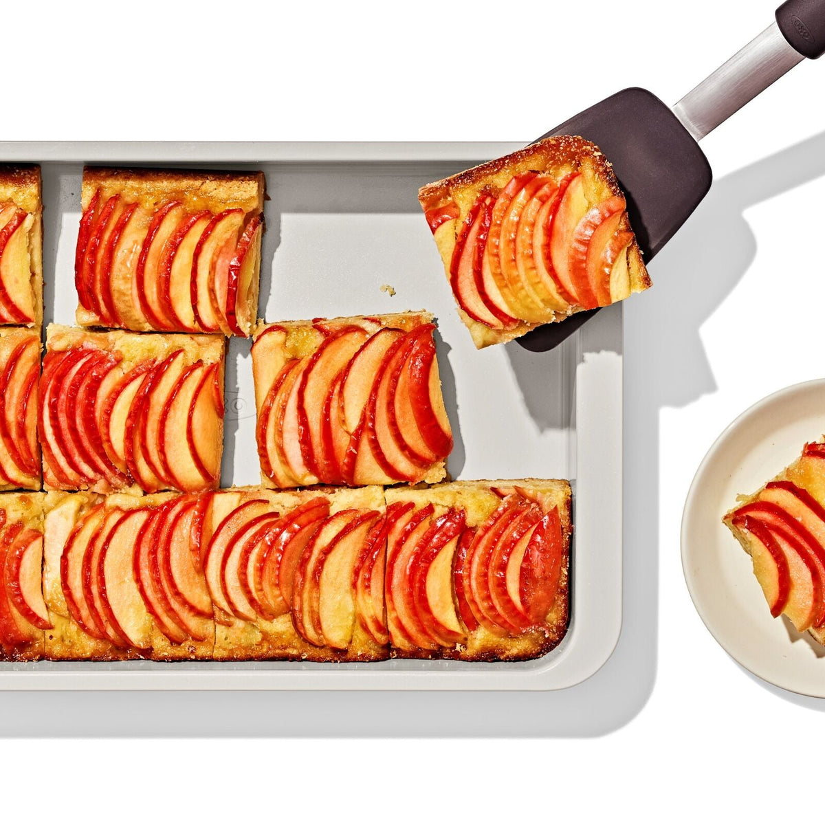 non-stick-pro-ceramic-coated-metal-bakeware-9-x-13-cake-pan-storm-blue-s7 oxo_9x13-cake-pan_pdp_03.jpg